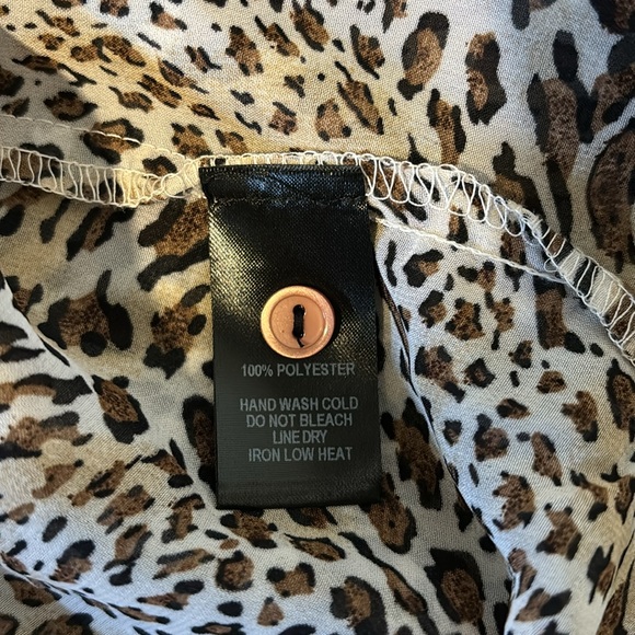 LULU’s sheer cuffed long sleeve animal print swim summer cover up womens medium - Picture 10 of 10